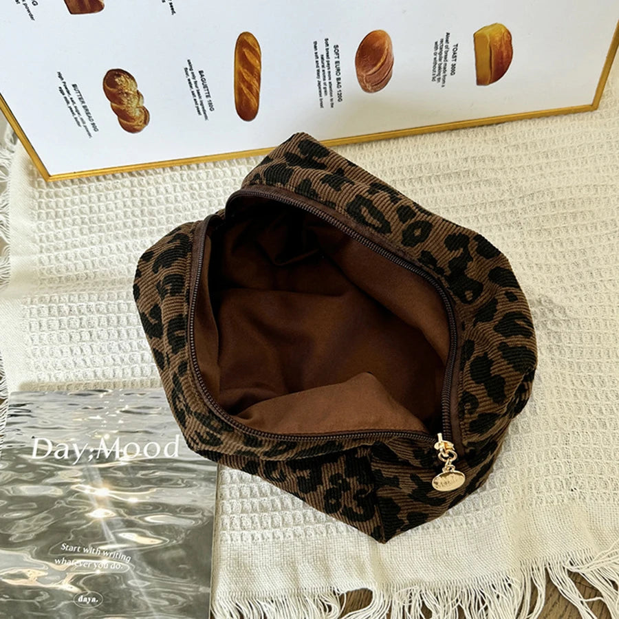 Leopard Print Large Capacity Makeup Bag – Lipstick Organiser Cosmetic Storage Pouch