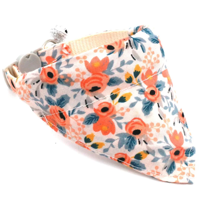 Little Daisy Breakaway Pet Collar & Bandana – Adjustable Kitten & Small Dog Scarf