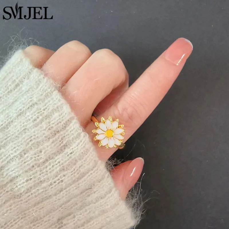 Bohemia Fidget Spinner Ring Anxiety for Women Multiple Crystal Flower Adjustable Open Rings Rotate Anti Stress Wedding Jewelry