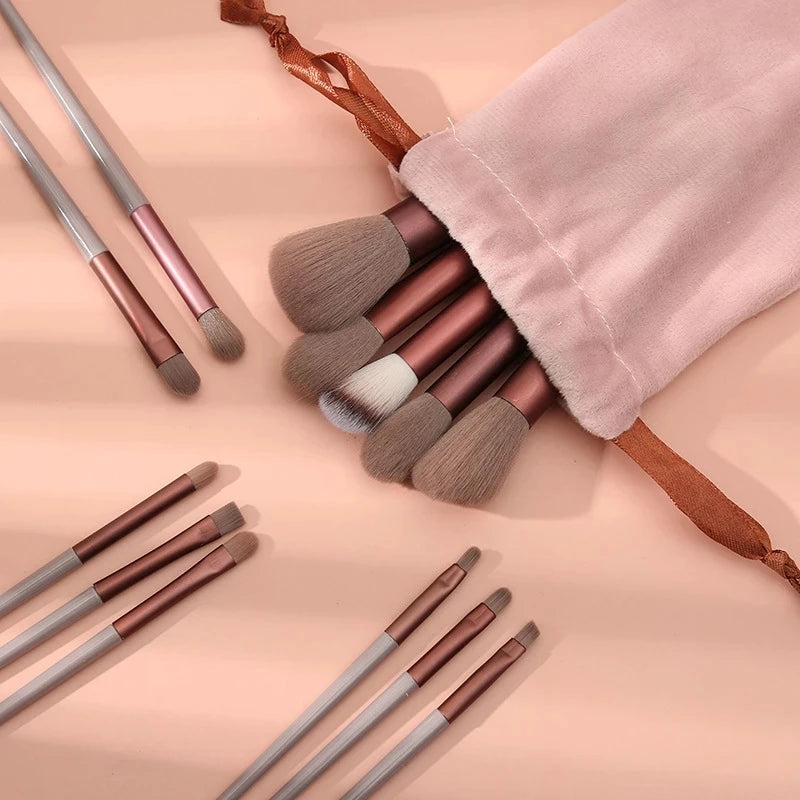 13-Piece Professional Makeup Brush Set – Eye Shadow, Foundation & Blush Brushes