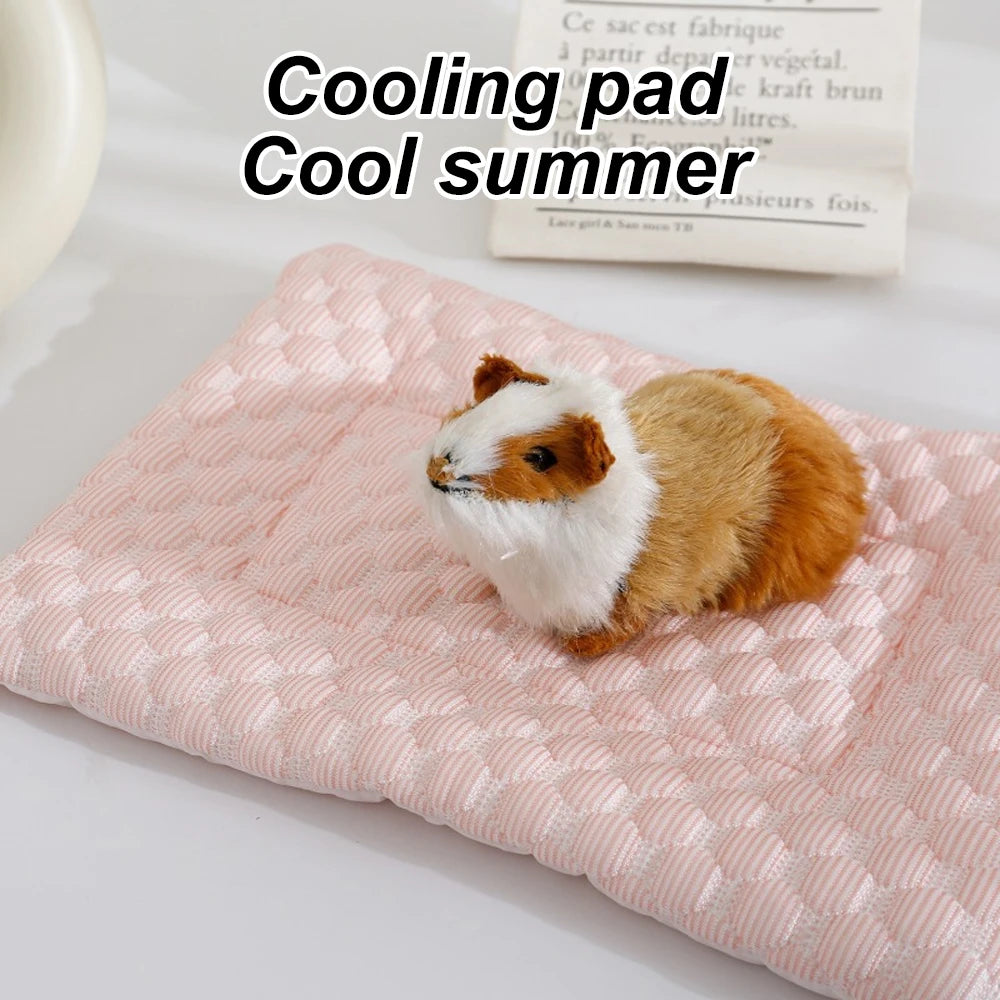 Small Pet Summer Cooling Mat – Breathable Self-Cooling Blanket for Hamsters & Small Animals