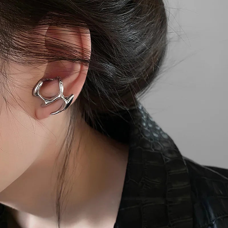 Y2K Silver Liquid Geometric Clip Earrings – Hip-Hop Punk Style