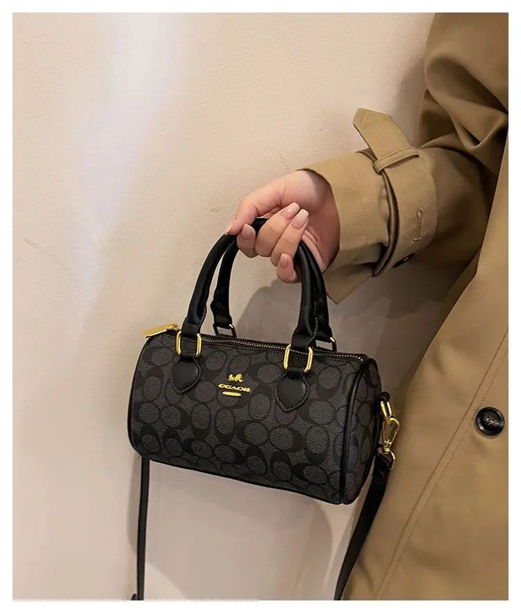 Latest trendy ladies' light luxury retro high-end versatile handbag, single shoulder crossbody bag, mini classic pillow bag