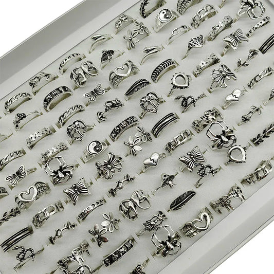 30-Piece Wholesale Alloy Finger Ring Set – Flower Skull Spider Animal Leaf Designs for Women