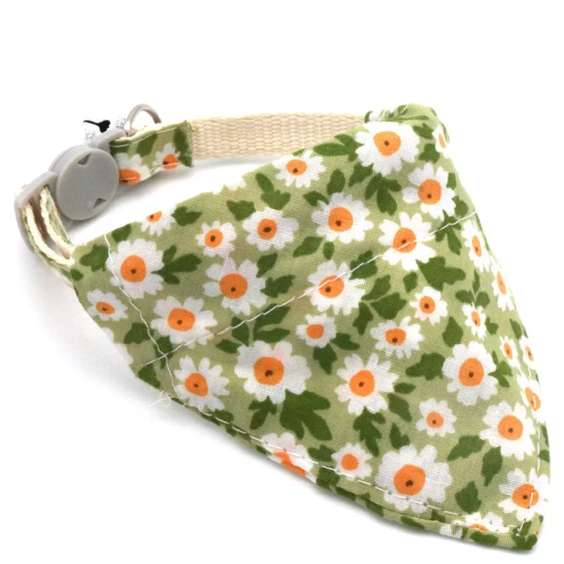Little Daisy Breakaway Pet Collar & Bandana – Adjustable Kitten & Small Dog Scarf