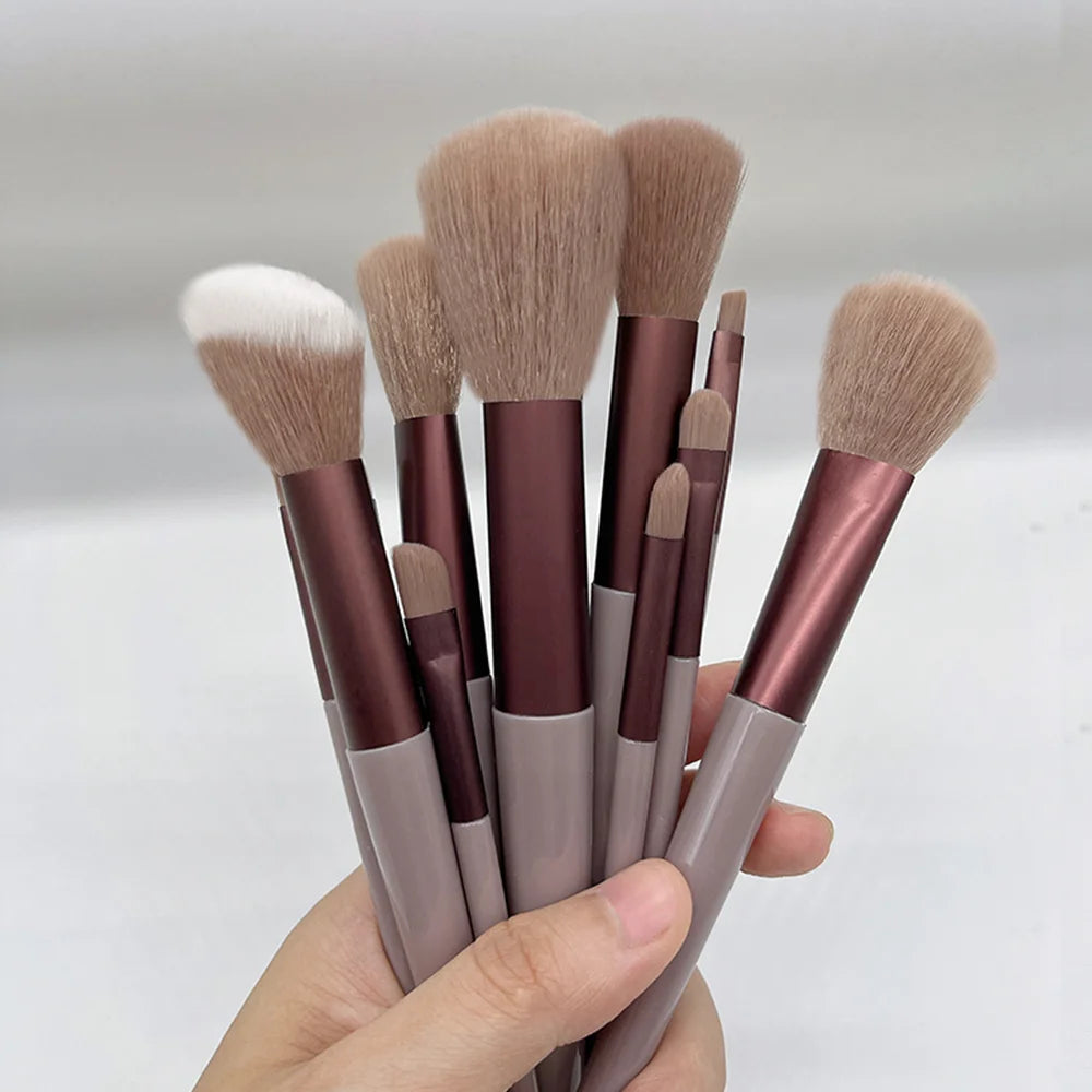13-Piece Professional Makeup Brush Set – Eye Shadow, Foundation & Blush Brushes