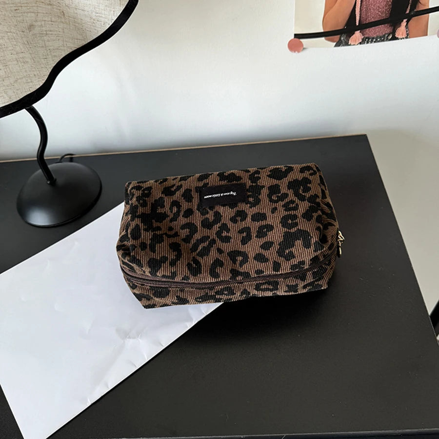 Leopard Print Large Capacity Makeup Bag – Lipstick Organiser Cosmetic Storage Pouch