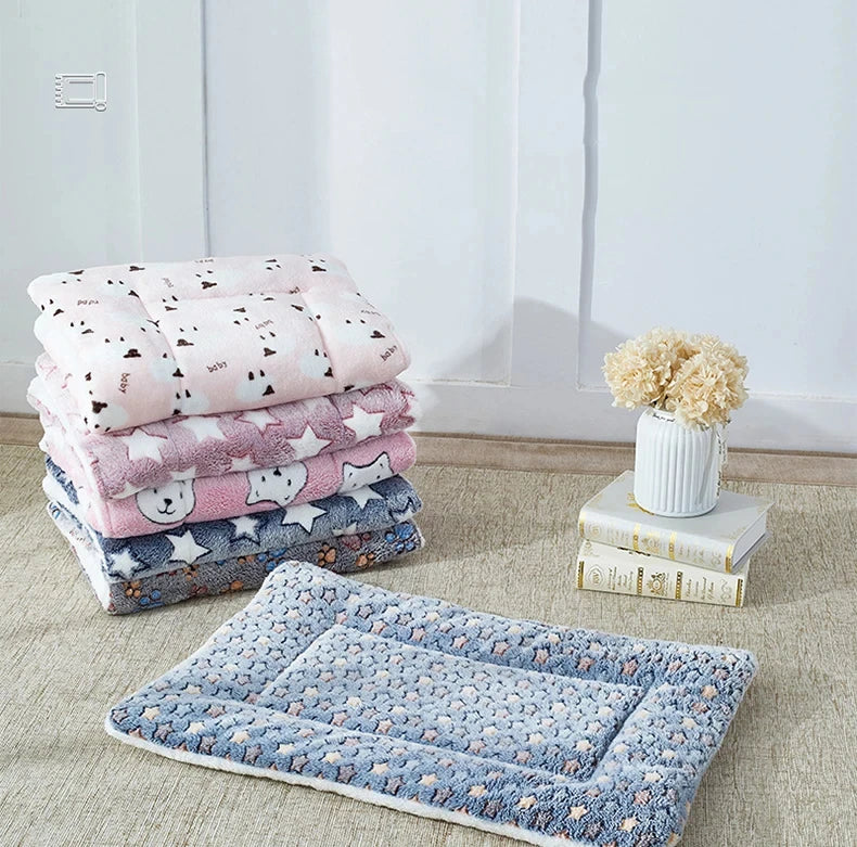 Flannel Pet Sleeping Mat & Sofa Bed – Soft Winter Blanket for Dogs & Cats