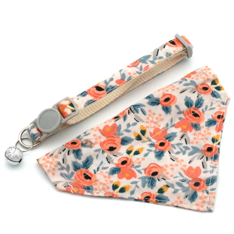 Little Daisy Breakaway Pet Collar & Bandana – Adjustable Kitten & Small Dog Scarf