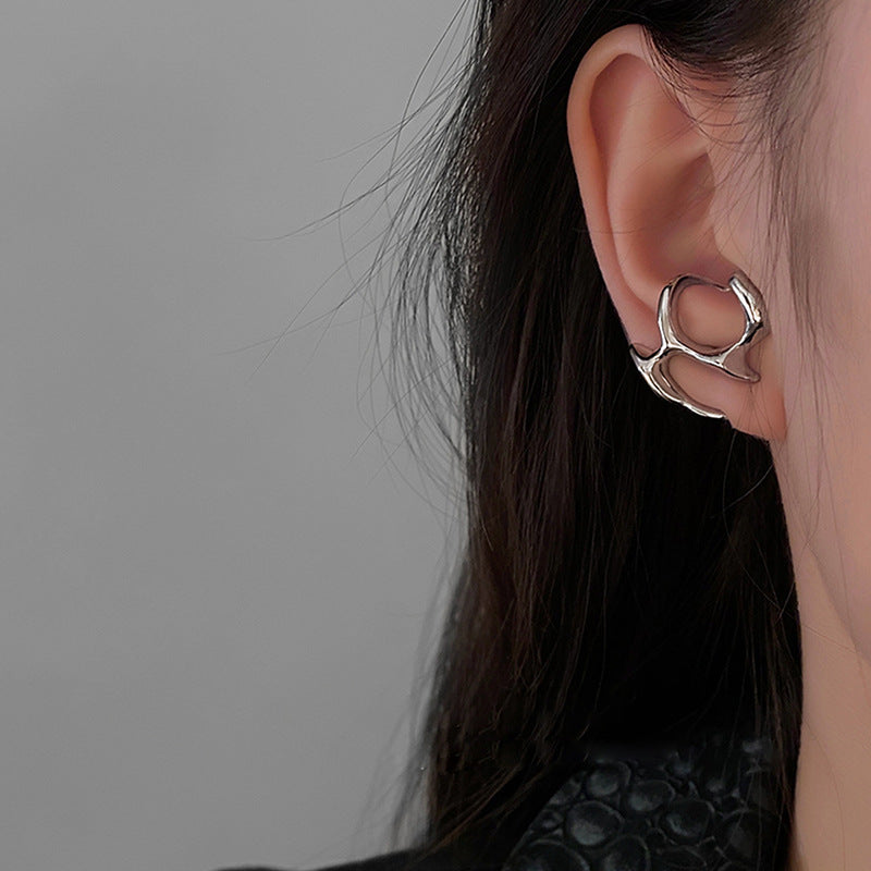 Y2K Silver Liquid Geometric Clip Earrings – Hip-Hop Punk Style