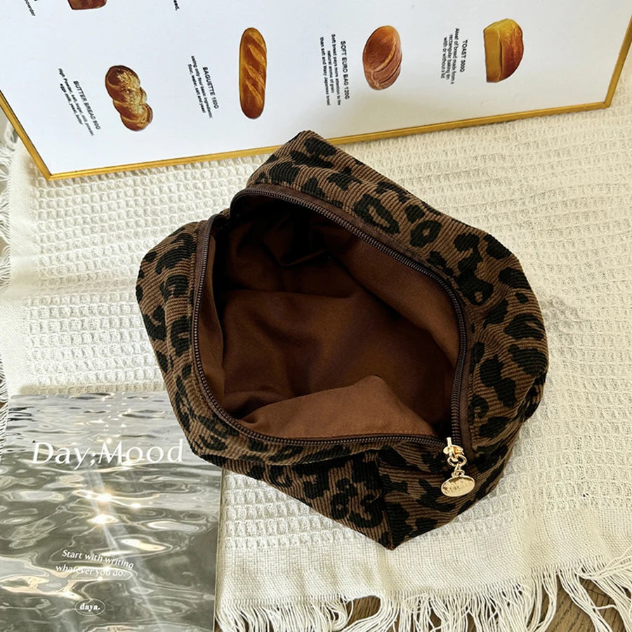 Leopard Print Large Capacity Makeup Bag – Lipstick Organiser Cosmetic Storage Pouch