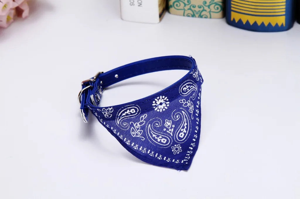 Adjustable Pet Bandana Collar – Knit Fabric Triangle Neckerchief for Dogs & Cats