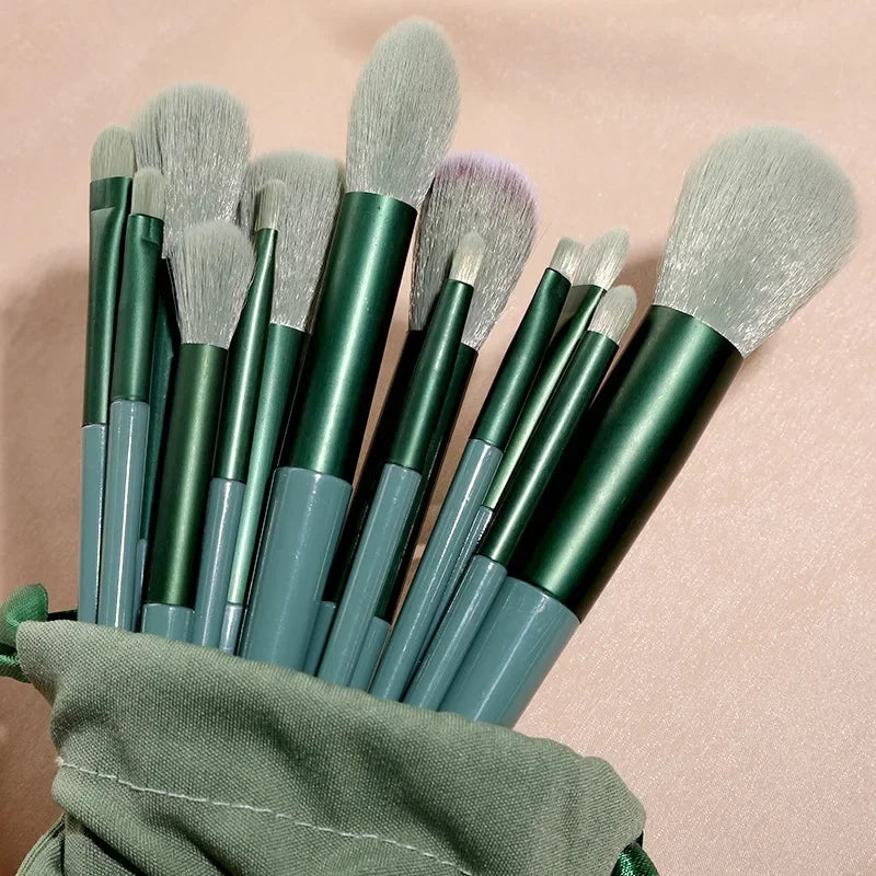 3–22 Piece Professional Makeup Brush Set – Full Face Eyeshadow & Cosmetic Tools