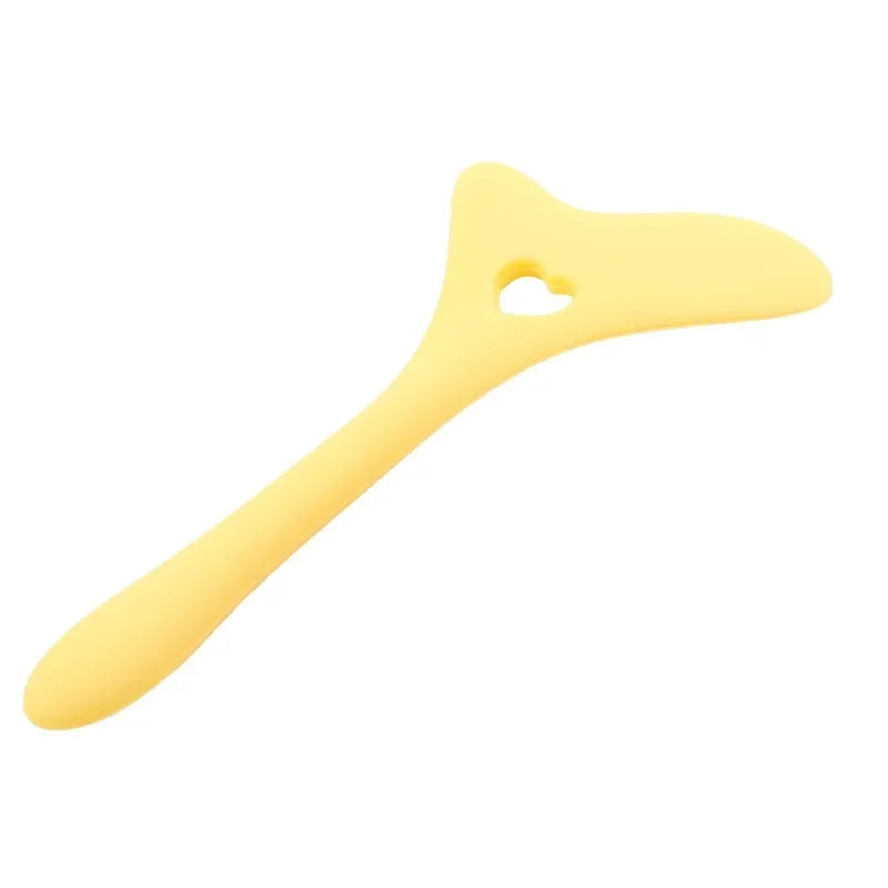 Silicone Eyeliner & Lipstick Stencil Aid – Reusable Wing Tip Makeup Tool