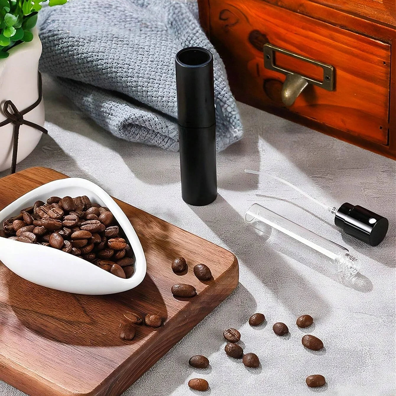 10ml Coffee Bean Anti-Static Spray Bottle – Precision Misting for Grinder Use