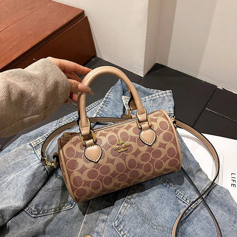 Latest trendy ladies' light luxury retro high-end versatile handbag, single shoulder crossbody bag, mini classic pillow bag