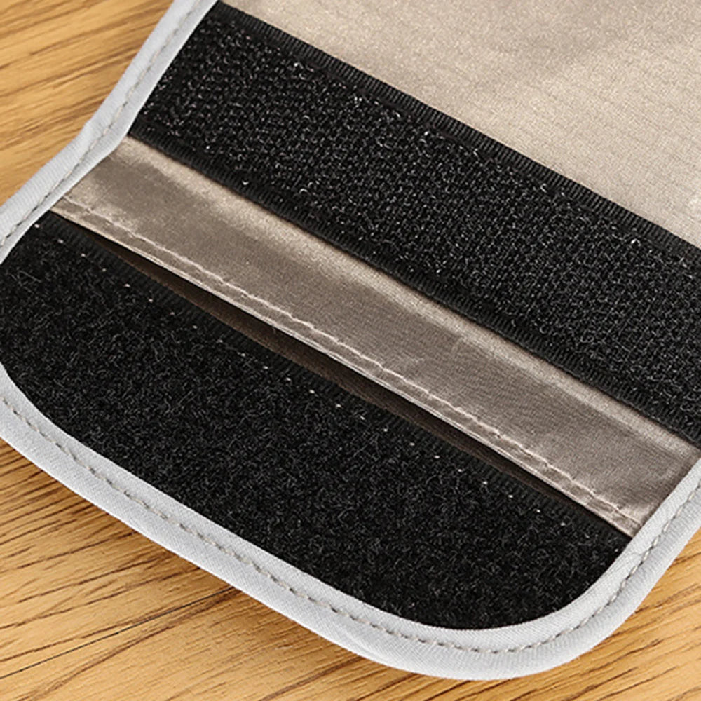 Mobile Phone RF Signal Blocker Anti-Radiation Shield Case Bag Pouch IC Magnetic Card Prevent Degaussing Anti-tracking