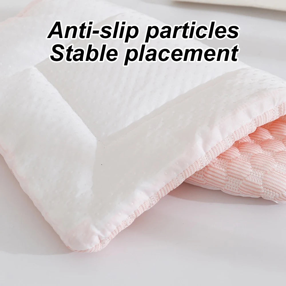 Small Pet Summer Cooling Mat – Breathable Self-Cooling Blanket for Hamsters & Small Animals