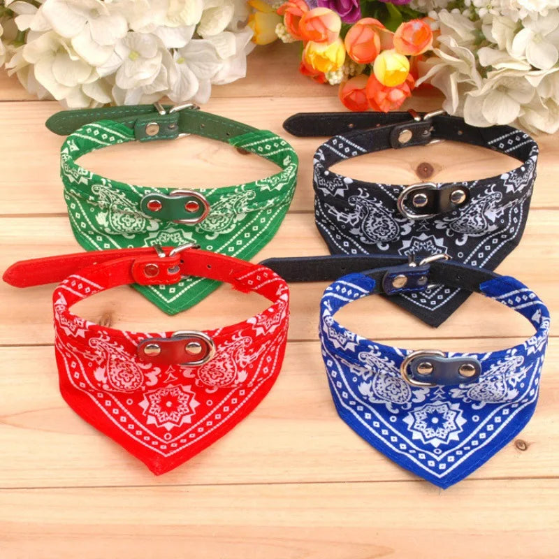 Adjustable Pet Bandana Collar – Knit Fabric Triangle Neckerchief for Dogs & Cats