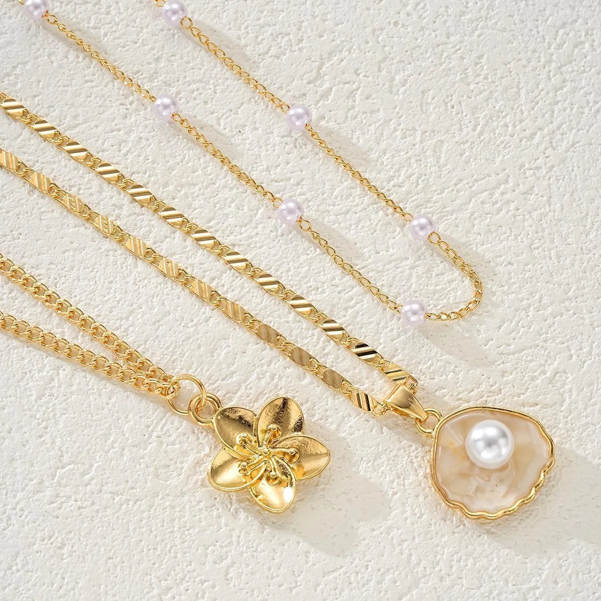 3-Piece Seashell Flower & Pearl Necklace Set – Summer Beach Jewellery Gift