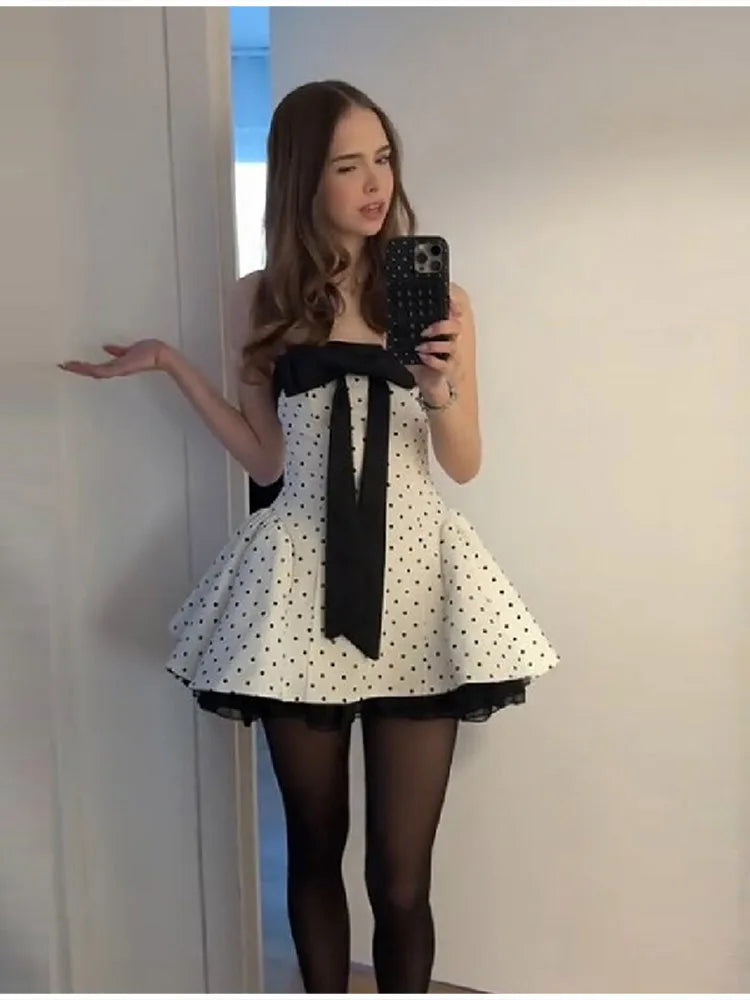Vintage Sweet Polka Dot Mini Dress Strapless Bow Flared Skirt Dresses Women Birthday Party Cute Chic Playful Stylish Outfits