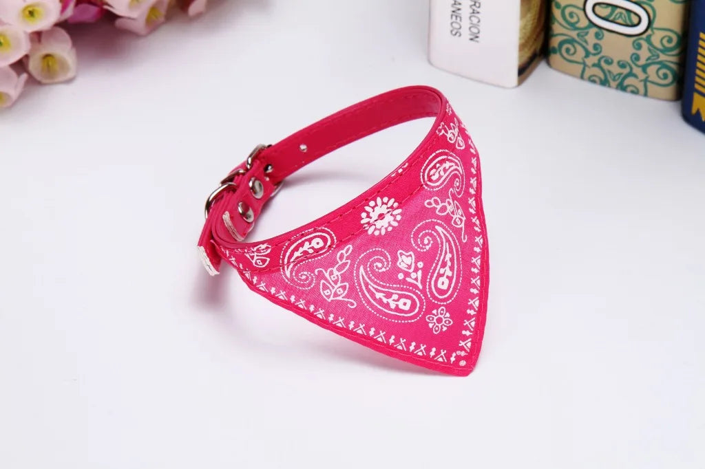 Adjustable Pet Bandana Collar – Knit Fabric Triangle Neckerchief for Dogs & Cats