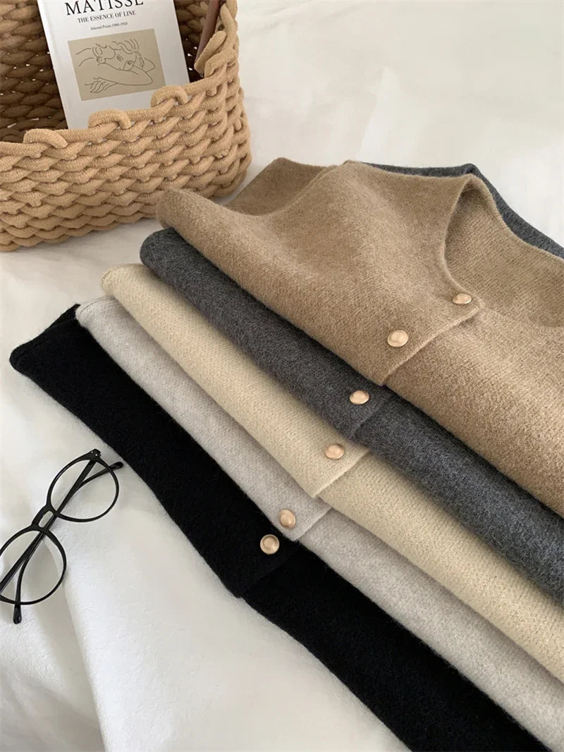 Dames Trui Vest Goudkleurige Knopen Gilet Zacht Gebreid Mouwloos Vest Jasje Top Herfst Winter Koreaanse Dames Chique Outfit