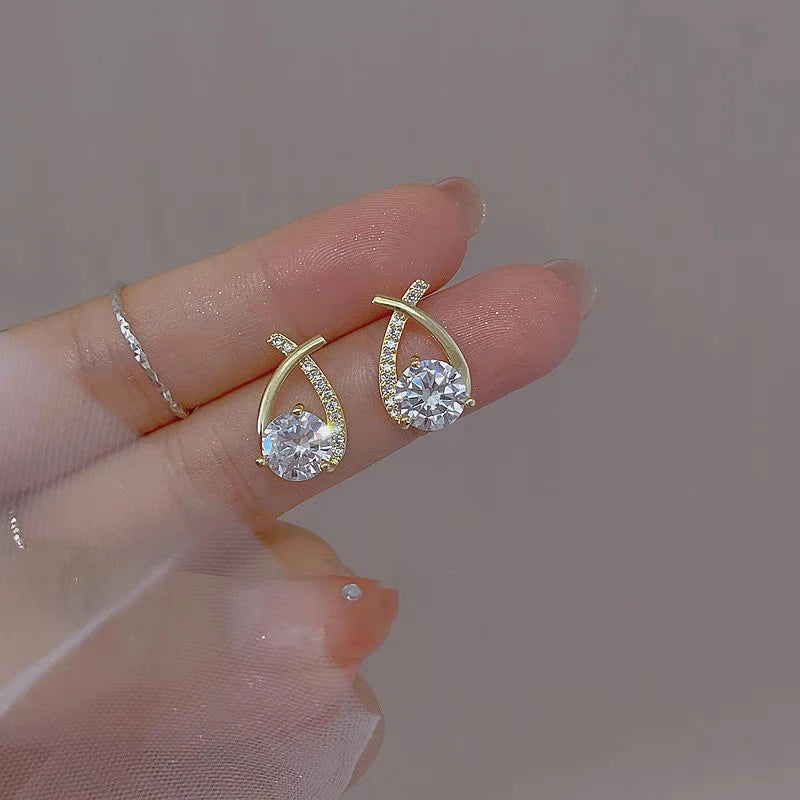 Shiny Micro-inlaid Rhinestone Earrings Ladies Fashion Delicate Geometric Cross Stud Earring Daily Life Party Ear Accessory C